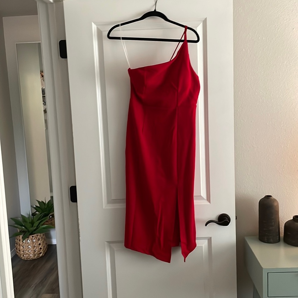 Red midi dress